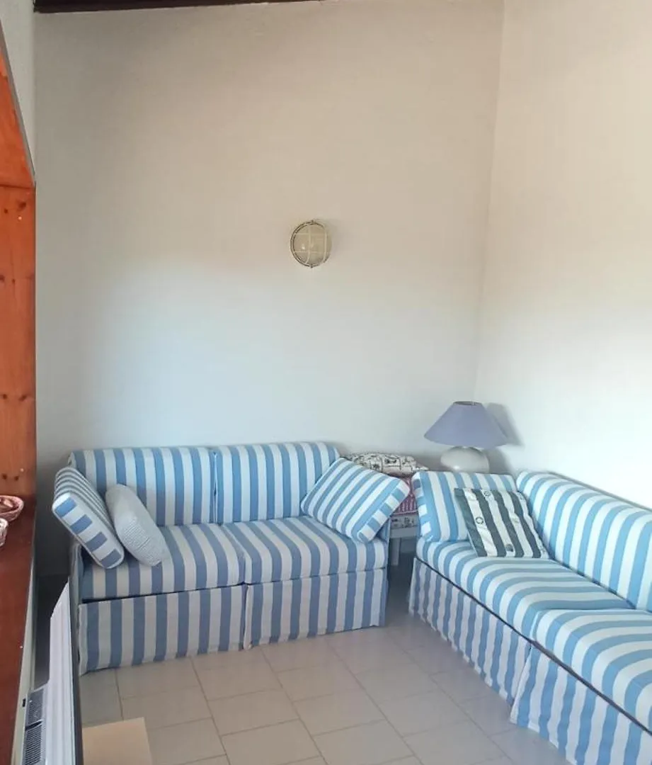 Home 55 Porto Istana بيت للعطل