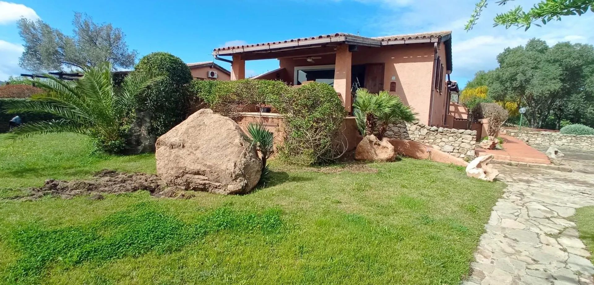 Home 55 Porto Istana بيت للعطل